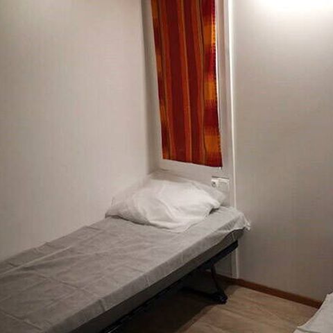 CHALET 6 personnes - Chalet | Comfort | 3 Ch. | 6 Pers. | Terrasse surélevée | 1 SDB | Clim.