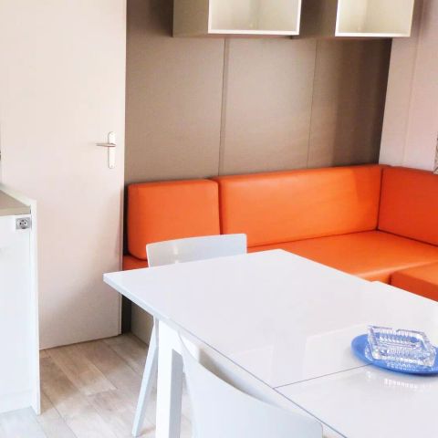 Stacaravan 6 personen - Colorado Confort 3 Kamers 4/6 Personen Airconditioning + TV