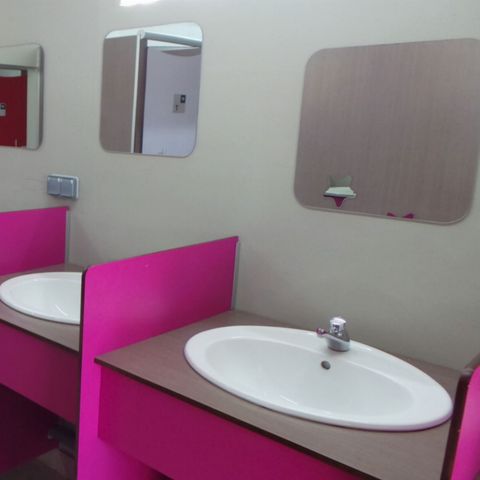 PIAZZOLA - Pacchetto 2 persone + 1 auto senza elett.