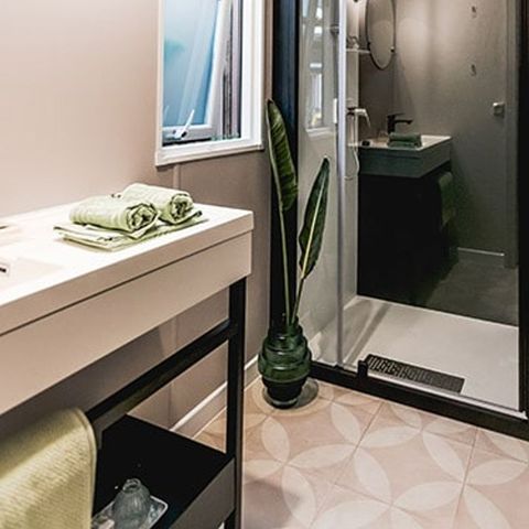 MOBILHOME 4 personnes - 2 chambres LUXE avec SPA