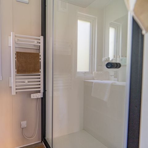 Stacaravan 4 personen - PREMIUM JACUZZI