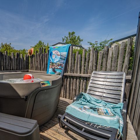 BUNGALOW 4 personnes - PREMIUM JACUZZI