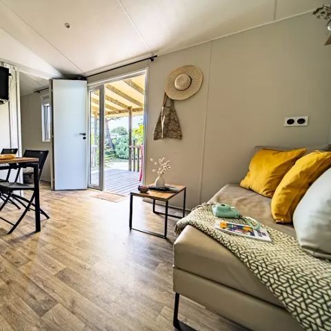 Stacaravan 4 personen - Duo Premium 3 Kamers 4 Personen Jacuzzi + Airconditioning + TV