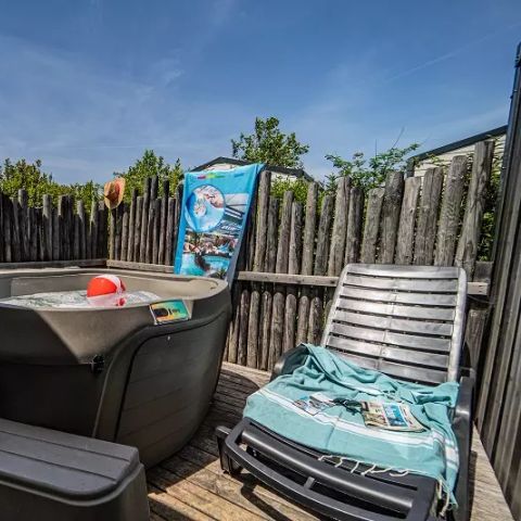 Mobile home 4 persons - Duo Premium 3 Rooms 4 People Jacuzzi + Air Conditioning + TV