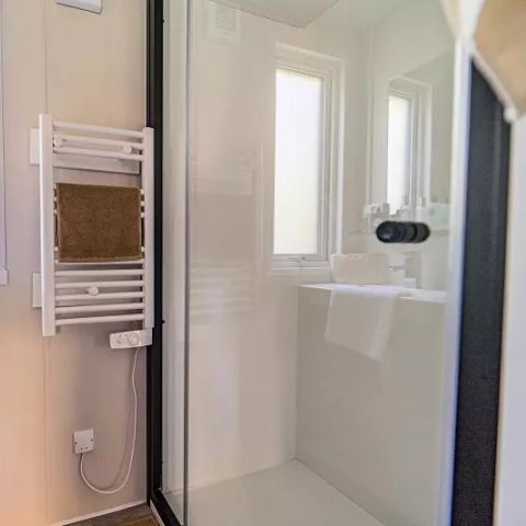 Mobile home 4 persons - Duo Premium 3 Rooms 4 People Jacuzzi + Air Conditioning + TV