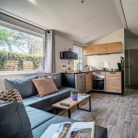 Mobile home 8 persons - Quattro Premium 5 Rooms 8 People Jacuzzi + Air Conditioning + TV
