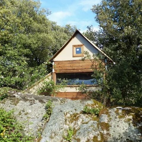 Canvas and wooden tent 4 persons - Tent Bivouac XL sur pilotis Standard 2 chambres - en pleine nature (sans sanitaires) 2/4 pers