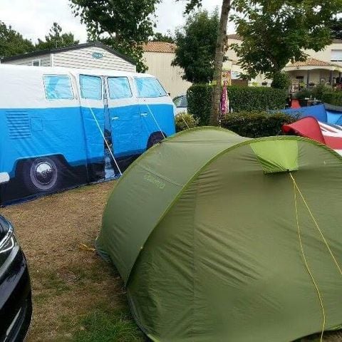 Pitch - Package B: with vehicle + 6A electricity