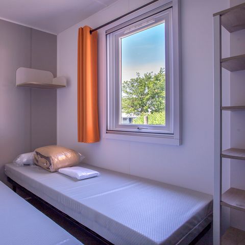 Stacaravan 6 personen - C- 3-slaapkamer Baltic stacaravan met airconditioning