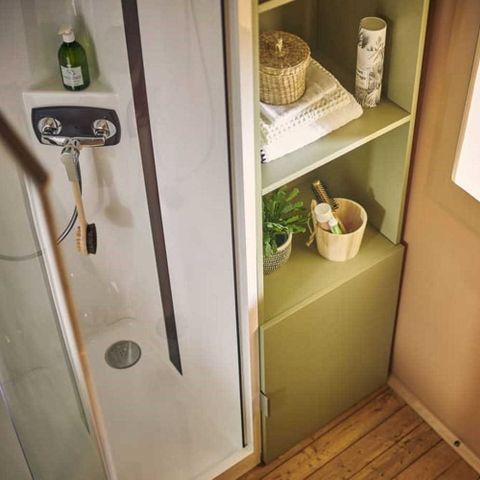 UNUSUAL ACCOMMODATION 4 people -  Wood lodge on stilts + bathroom and toilet for 4 people