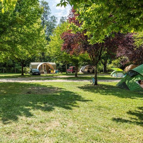 PIAZZOLA - Pacchetto natura (1 tenda, roulotte o camper / 1 auto)