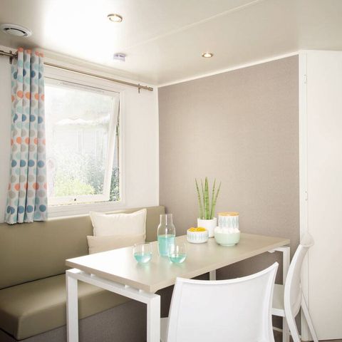 BUNGALOW 4 personnes - Mobil-home | Premium | 2 Ch. | 4 Pers. | Terrasse simple | Clim. | TV