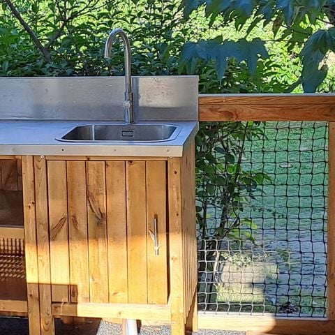 MOBILHOME 6 personnes - Premium Exclusive | 3 Ch. | 6 Pers. | Terrasse Lounge | Cuisine extérieure | 1 SDB | Clim. | TV