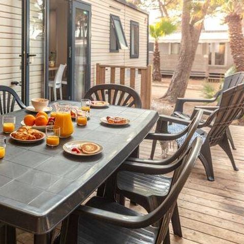 Mobile home 8 persons - Mobile-home | Comfort | 4 Bedrooms | 8 Pers. | Raised terrace | 2 bathrooms | Air-con.
