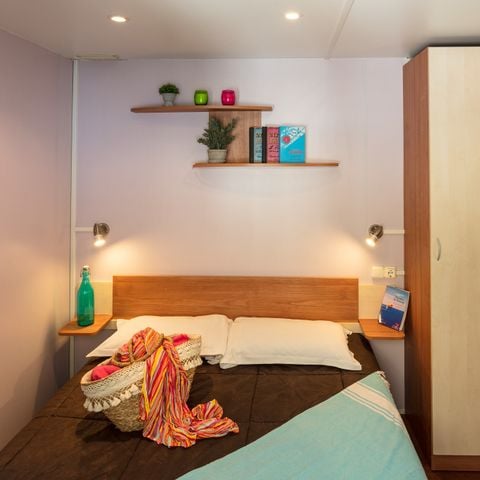 Mobilhome 6 personas - Clásico | 2 Dormitorios | 4/6 Pers. | Terraza individual | Aire acondicionado.