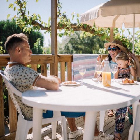 BUNGALOW 6 personnes - HELIA SUITES