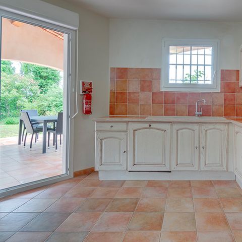 House 8 persons - 4-room apartment sleeps 8 with private pool