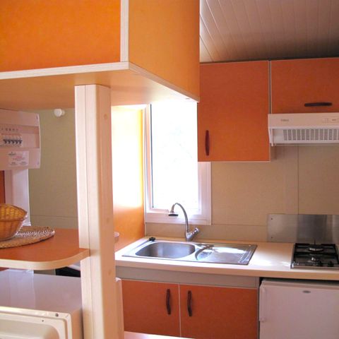 Bungalow 4 persons - Bungalow Thianon 4pax 2 chambres TV + AC + BBQ +Parking
