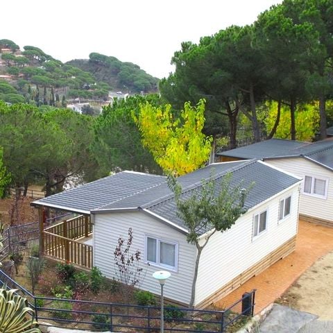 Mobile home 6 persons - 6pax 3 bedrooms TV + AC + BBQ +Parking