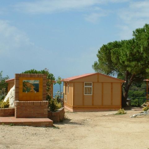 BUNGALOW 4 people