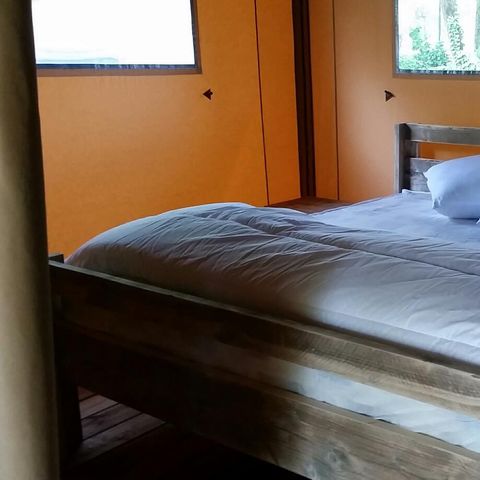 TIENDA DE CAMPAÑA 4 personas - LODGE - 2 habitaciones con baño (PMR) 4/5 pers
