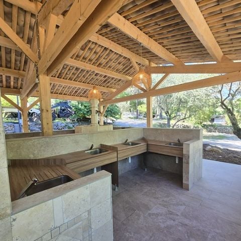 Pitch - Tent/caravan pitch + 10A electricity