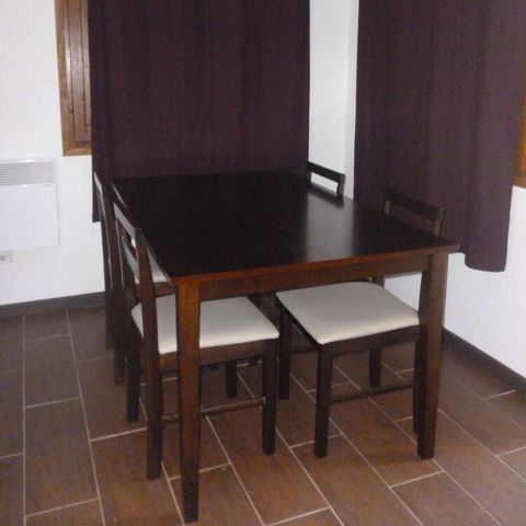CHALET 6 personas - PIEDRA