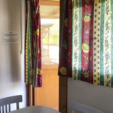 BUNGALOW 4 personnes - En bois 