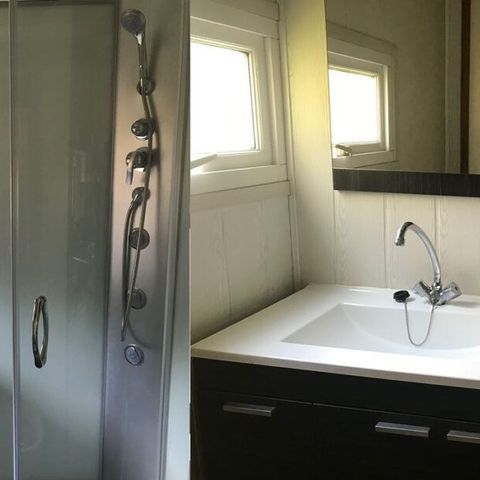 BUNGALOW 4 persone - In legno