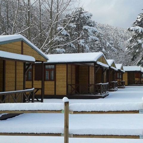 Bungalow 4 Personen - Aus Holz