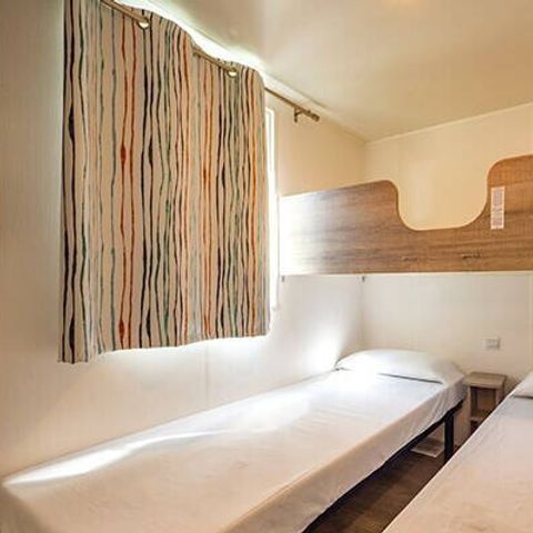 Stacaravan 6 personen - Stacaravan | Comfort | 2 Slaapkamers | 4/6 Pers. | Verhoogd terras