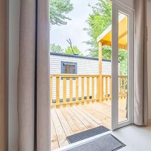 Mobilheim 6 personen - Comfort | 3 Schlafz. | 6 Pers. | Erhöhte Terrasse | Klimaanlage