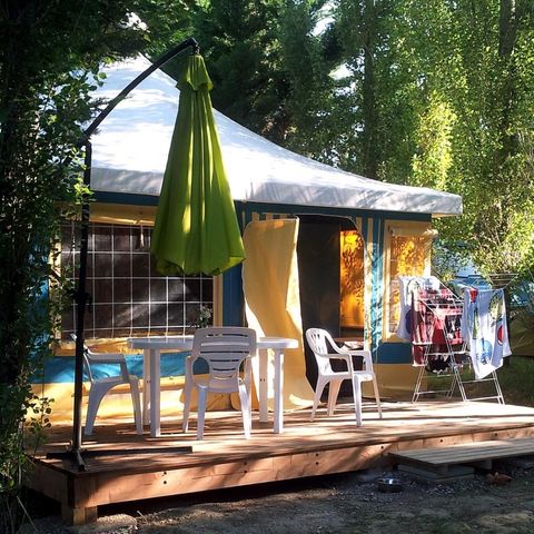 Glampingtent 5 personen - Bungalow Toilé Prunier Standard 25m² (zonder sanitair) - 2 kamers + onoverdekt terras 10m² 5 pers.