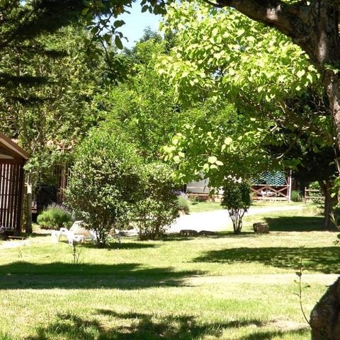 Chalet 4 personen - Chalet Peuplier Standard 26m² - 2 kamers + Overdekt terras 10m² + Airco + TV 4 pers.