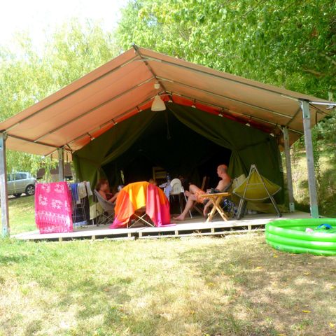 TENDA DA CAMPEGGIO 5 persone - Tente Safari Acacia Standard 23m² (senza servizi igienici) - 2 camere + terrazza coperta 12m² 5 pers.