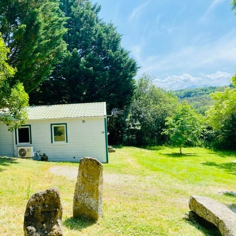 Chalet 6 persons - Douglas Confort 32m2 air-conditioned - 2 bedrooms + 15m2 covered terrace 5/6 people