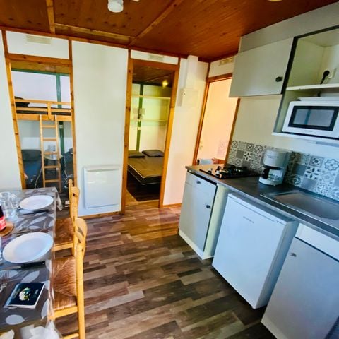 Chalet 5 personen - Chalet Hibiscus Standard 20m² - 2 Zimmer + Überdachte Terrasse 10m²