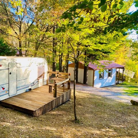 Wohnwagen 2 Personen - Locaravan 10m² + Terrasse 9m²