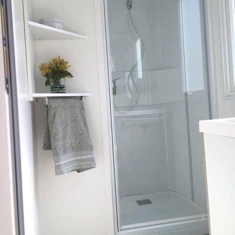 Stacaravan 6 personen - Camélia Confort Airconditioning met terras 3 slaapkamers