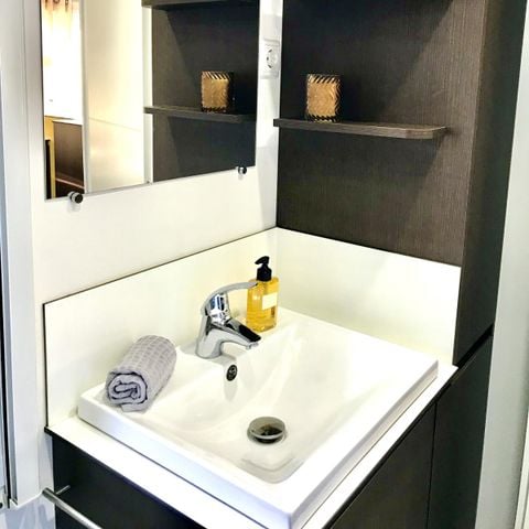 BUNGALOW 6 personnes - Mobil Home Laurier Grand Confort Climatisation avec terrasse 3 chambres