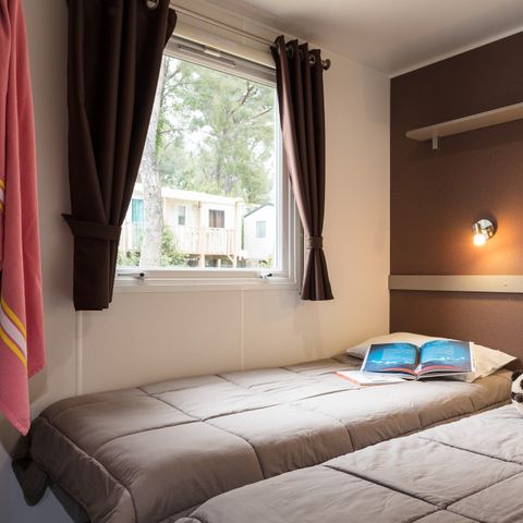 CASA MOBILE 6 persone - Classic | 3 Camere da letto | 6 Pers. | Terrazza rialzata | Aria condizionata.