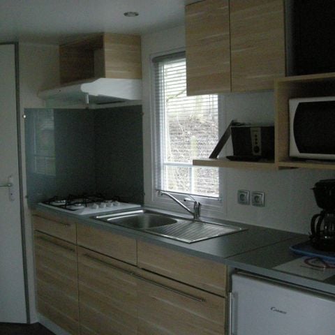 Mobile home 4 persons - CONFORT 25m² - (4pers) - 2 bedrooms + 1SDB + WC + TV + Semi-covered terrace