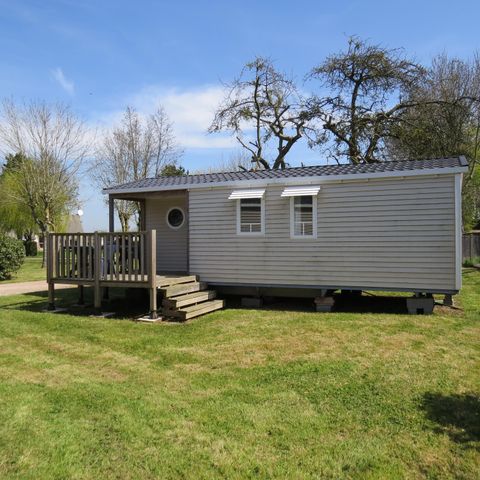 Mobilhome 6 personas - CONFORT 31m² - (6pers) 3 habitaciones + 1SDB + WC + Terraza semicubierta