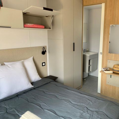 CASA MOBILE 4 persone - PREMIUM 34m² - (4pers) 2 camere da letto + 2 bagni + LV + TV + Barbecue + Terrazza