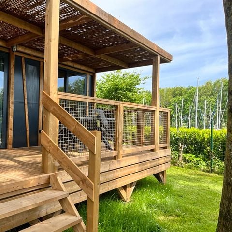 Chalet 5 persons - Premium 30m² - (5pers) 2 CH+ 1SDB + WC + Terrace 19m² + TV + LV + Canal View