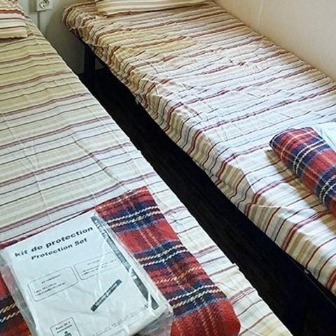 MOBILHOME 4 personas - Clásico | 2 Dormitorios | 4 Pers. | Terraza no cubierta | Aire acondicionado
