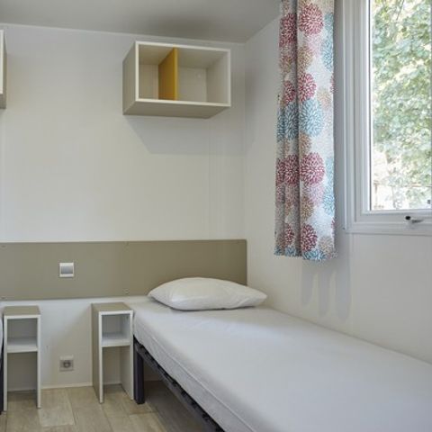 Stacaravan 6 personen - Comfort XL | 2 slaapkamers | 4/6 pers. | Verhoogd terras | Airconditioning | TV