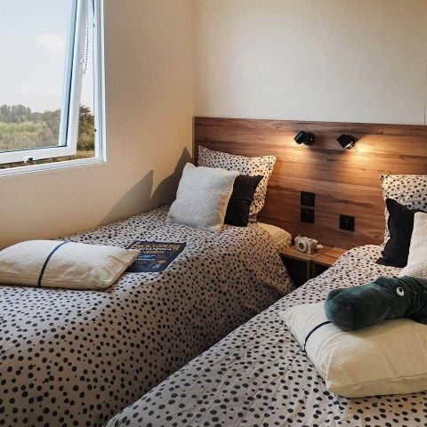 MOBILHOME 4 personnes - Comfort | 2 Ch. | 4 Pers. | Terrasse surélevée | Clim.