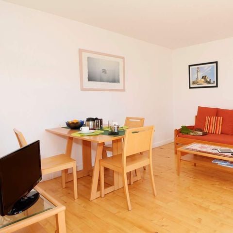 APARTMENT 6 people - (Pool side)
