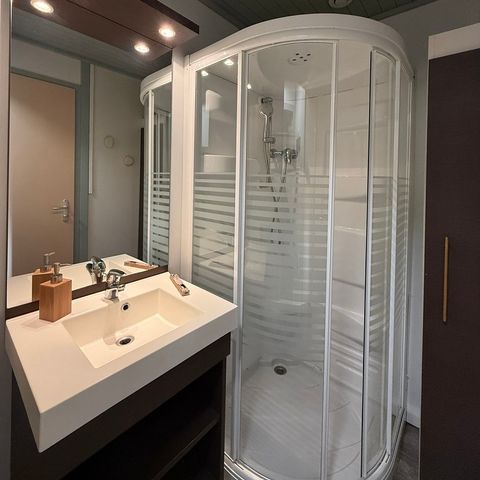 Chalet 5 personen - Confort PREMIUM 35 m² - 2 slaapkamers - 2 badkamers